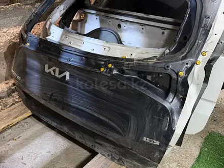 Hyundai KIA Genesis кузов фара капот дверь крыло за 1 000 тг. в Алматы – фото 2