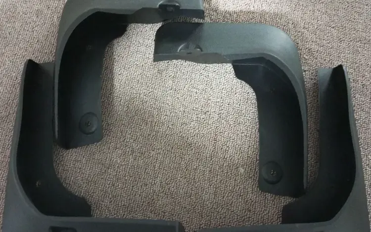 Брызговики на Toyota Camry 55 2014-2018 за 7 000 тг. в Алматы