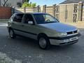 Volkswagen Golf 1993 годаүшін1 450 000 тг. в Тараз