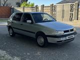Volkswagen Golf 1993 годаүшін1 450 000 тг. в Тараз