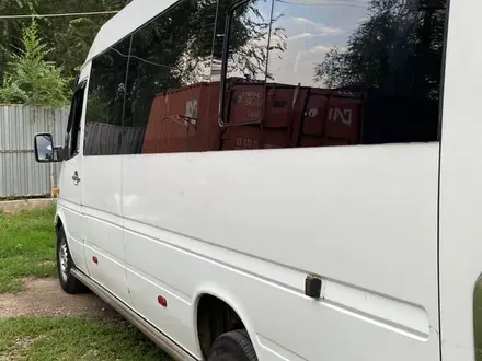 Mercedes-Benz Sprinter 2004 года за 5 500 000 тг. в Алматы – фото 10