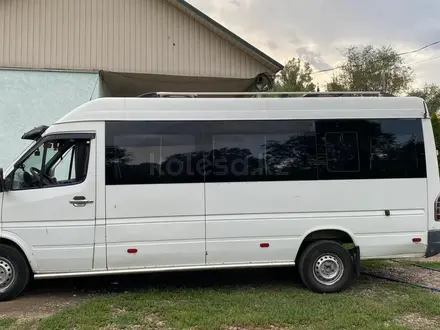 Mercedes-Benz Sprinter 2004 года за 5 500 000 тг. в Алматы – фото 9