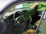 Toyota Land Cruiser 2015 года за 25 000 000 тг. в Атырау – фото 3