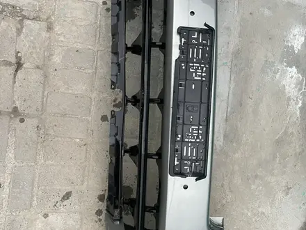 Бампер передний L322 Range Rover за 150 000 тг. в Алматы – фото 3