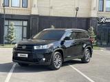 Toyota Highlander 2019 года за 16 500 000 тг. в Шымкент