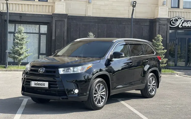 Toyota Highlander 2019 года за 16 500 000 тг. в Шымкент