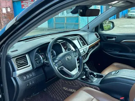 Toyota Highlander 2018 года за 18 800 000 тг. в Астана – фото 19