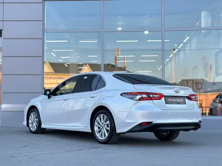 Toyota Camry 2023 года за 16 990 000 тг. в Кызылорда – фото 2