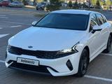Kia K5 2023 года за 10 500 000 тг. в Алматы