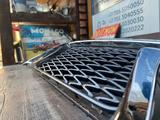 Передняя решетка радиатора с хромом Lexus Gs250, 350 за 90 000 тг. в Алматы – фото 4