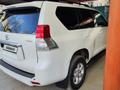 Toyota Land Cruiser Prado 2012 года за 14 000 000 тг. в Актобе – фото 16