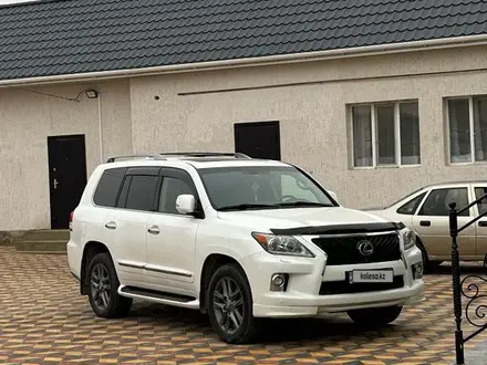 Lexus LX 570 2013 года за 28 000 000 тг. в Актау