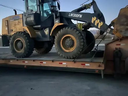 XCMG  LW300 2021 года за 10 000 000 тг. в Алматы