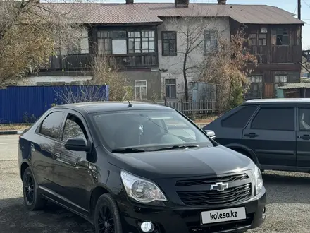 Chevrolet Cobalt 2022 года за 5 900 000 тг. в Семей – фото 2