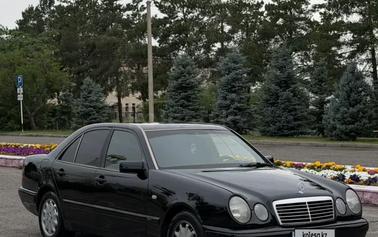 Mercedes-Benz E 230 1996 года за 2 650 000 тг. в Талдыкорган
