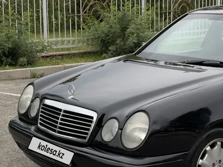 Mercedes-Benz E 230 1996 года за 2 650 000 тг. в Талдыкорган – фото 5
