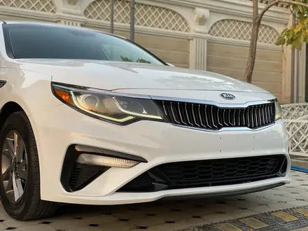 Kia Optima 2018 года за 6 500 000 тг. в Алматы – фото 10