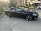 Hyundai Elantra 2023 года за 12 700 000 тг. в Усть-Каменогорск – фото 3