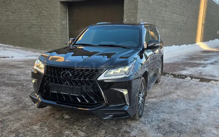 Lexus LX 570 2018 года за 45 500 000 тг. в Астана