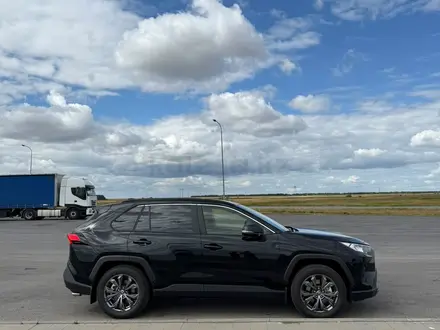 Toyota RAV4 2025 года за 18 500 000 тг. в Актобе – фото 3