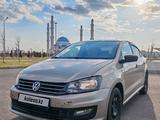 Volkswagen Polo 2017 года за 3 900 000 тг. в Астана
