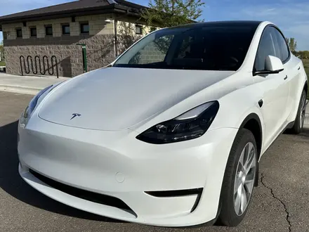Tesla Model Y 2023 года за 17 700 000 тг. в Алматы