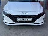 Hyundai Elantra 2022 года за 9 700 000 тг. в Актау