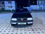 Volkswagen Vento 1993 года за 1 200 000 тг. в Мерке – фото 5