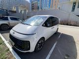 Hyundai Staria 2023 года за 23 500 000 тг. в Астана