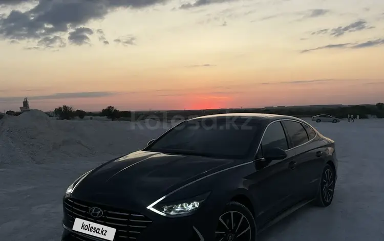 Hyundai Sonata 2022 годаүшін13 200 000 тг. в Уральск