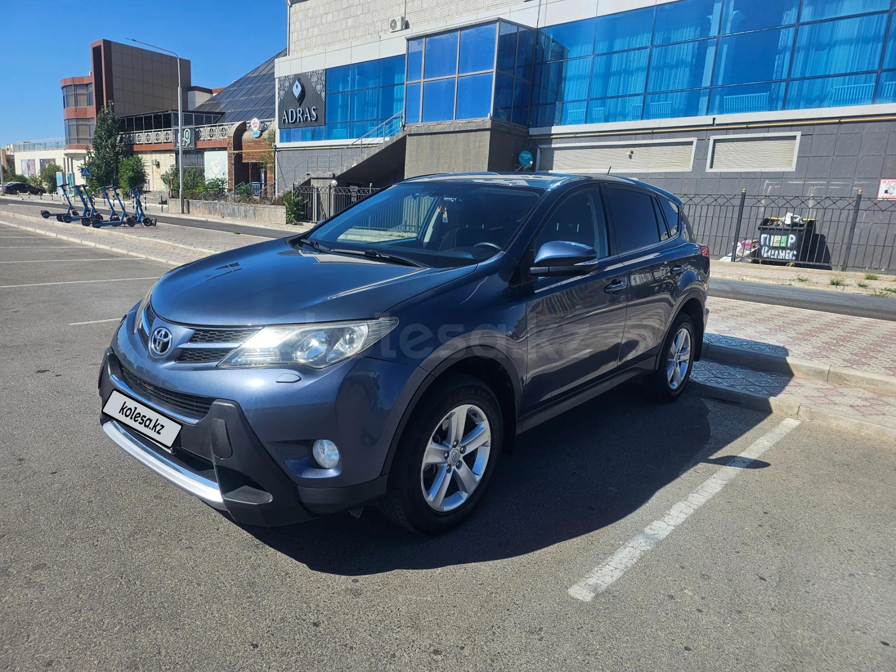 Toyota RAV4 2014 г.