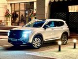 Hyundai Santa Fe 2021 года за 13 300 000 тг. в Караганда