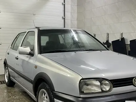 Volkswagen Golf 1995 года за 2 250 000 тг. в Алматы – фото 2