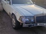 Mercedes-Benz E 230 1989 годаүшін700 000 тг. в Семей – фото 2