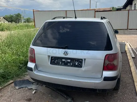 Volkswagen Passat 2002 года за 1 250 000 тг. в Алматы – фото 4
