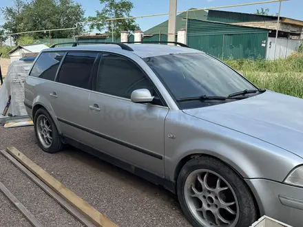 Volkswagen Passat 2002 года за 1 250 000 тг. в Алматы – фото 3