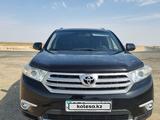 Toyota Highlander 2012 года за 15 200 000 тг. в Актау