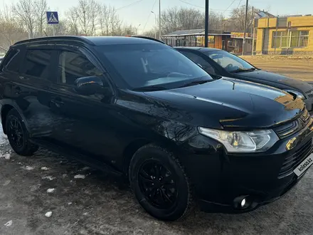 Mitsubishi Outlander 2013 года за 8 000 000 тг. в Астана – фото 2