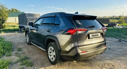 Toyota RAV4 2020 года за 14 000 000 тг. в Атырау – фото 5
