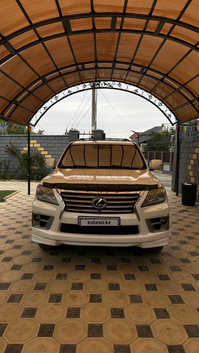 Lexus LX 570 2008 г.