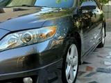 Toyota Camry 2010 года за 8 300 000 тг. в Тараз – фото 3