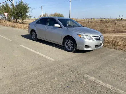 Toyota Camry 2011 года за 5 100 000 тг. в Уральск – фото 4