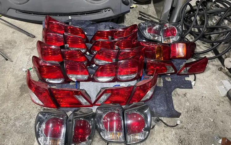 Задние Фонари Lexus за 1 000 тг. в Алматы