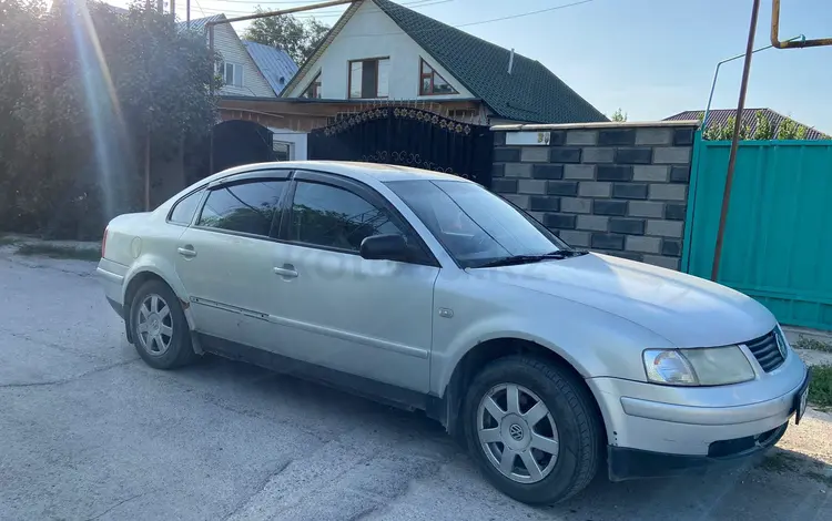 Volkswagen Passat 2001 годаfor2 200 000 тг. в Алматы