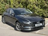 Hyundai Sonata 2022 года за 9 800 000 тг. в Актау