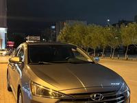 Hyundai Elantra 2019 года за 6 900 000 тг. в Актобе