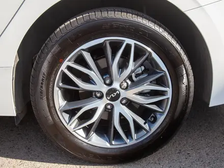 Kia K5 Comfort 2025 года за 12 000 000 тг. в Алматы – фото 22