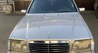 Mercedes-Benz E 280 1994 года за 2 200 000 тг. в Усть-Каменогорск