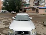 Volkswagen Passat 2004 годаүшін2 000 000 тг. в Актобе