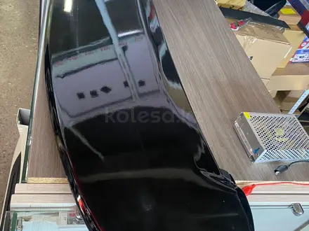 Спойлер цвет черный для Toyota Land Cruiser 200 за 30 000 тг. в Астана – фото 5